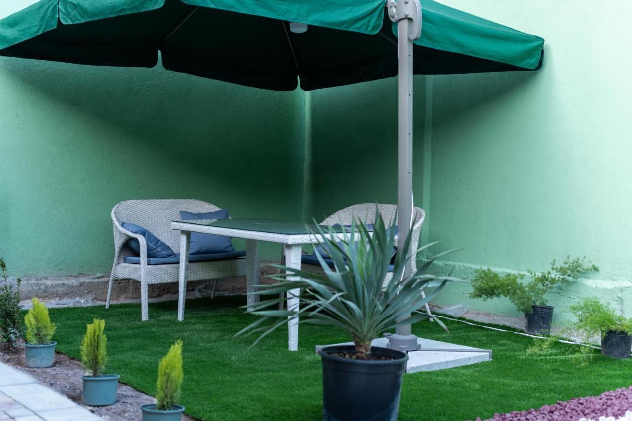 La Casa Emilioangi Hostel Γιερεβάν Εξωτερικό φωτογραφία