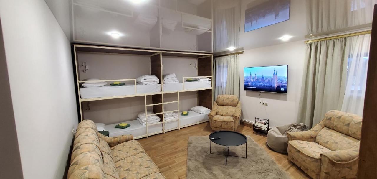 La Casa Emilioangi Hostel Γιερεβάν Εξωτερικό φωτογραφία